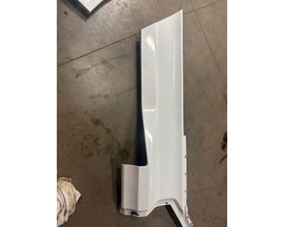 Kenworth T680 Truck Skirt