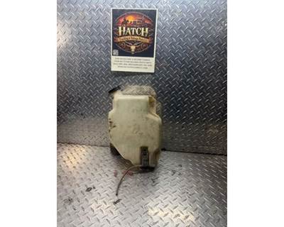 International L9427 Windshield Washer Reservoir