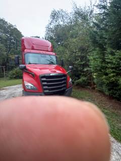 2021 Freightliner Cascadia 126 Day Cab Truck