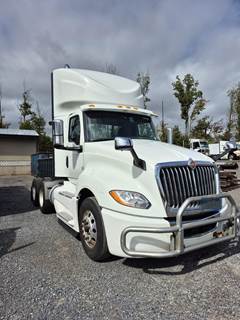 2020 International LT625 Day Cab Truck
