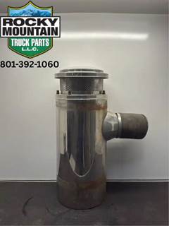 Western Star 4900FA Left Air Cleaner / Air Filter Housing