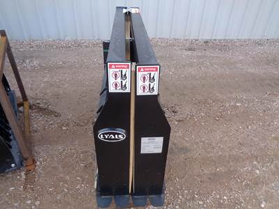LYALS SKIDSTEER PALLET FORKS