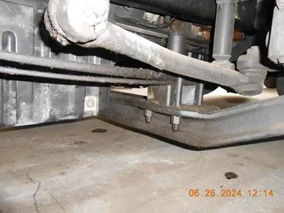 Freightliner Cascadia Front Axle Assembly