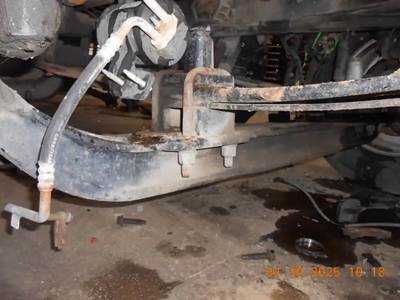 Freightliner Cascadia Front Axle Assembly