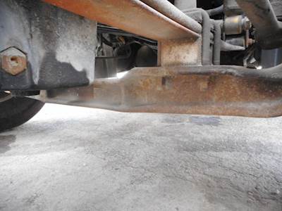 Freightliner Century Class Front Axle Assembly for a 2006 Freightliner COLUMBIA