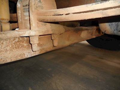 Freightliner FLD Front Axle Assembly