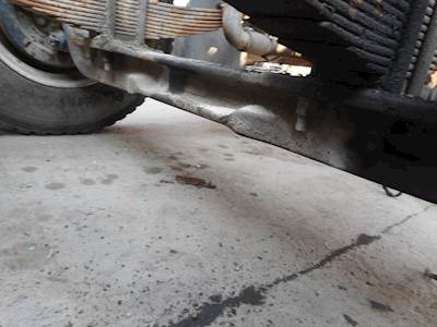 Freightliner FLD Front Axle Assembly