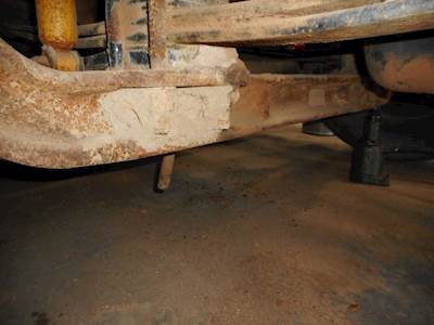 Freightliner FLD120 Front Axle Assembly