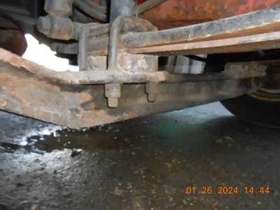 Freightliner M2 106 Front Axle Assembly for a 2015 Freightliner M2106
