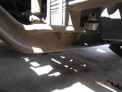 International 9400 Front Axle Assembly