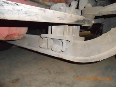 International LT625 Front Axle Assembly