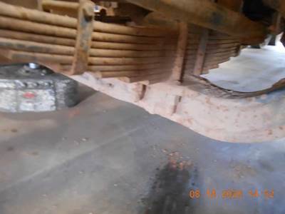 Sterling 9500 Front Axle Assembly