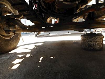 Sterling Acterra Front Axle Assembly