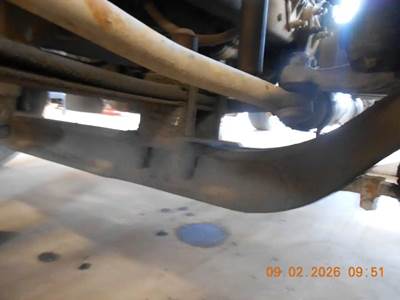 Sterling LT9500 Front Axle Assembly