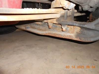 Volvo VN Front Axle Assembly