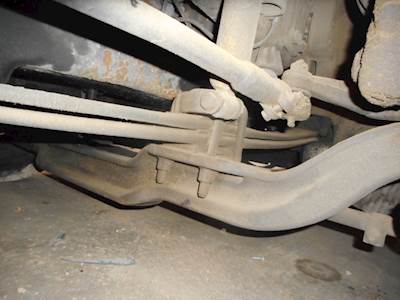 Volvo VNL64T Front Axle Assembly