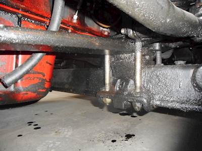 Volvo VNL780 Front Axle Assembly for a 2004 Volvo VNL 780