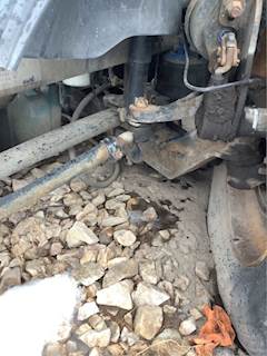 Volvo VNM64T Front Axle Assembly