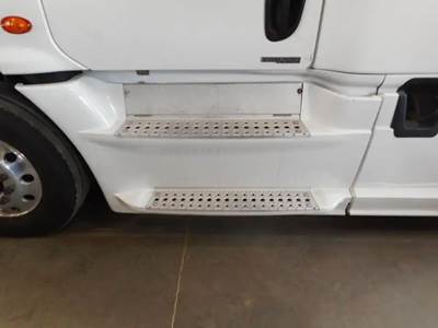 Freightliner Cascadia Battery Box