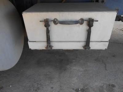 Freightliner Columbia Battery Box