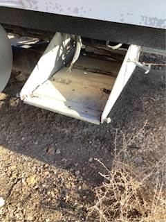 International 9400i Battery Box