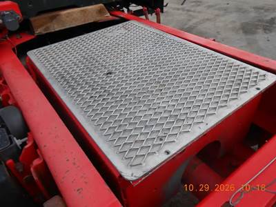 Kenworth T680 Battery Box