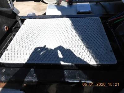 Kenworth T800 Battery Box