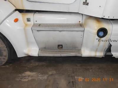 Peterbilt 386 Battery Box