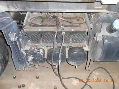 Volvo VNL Battery Box