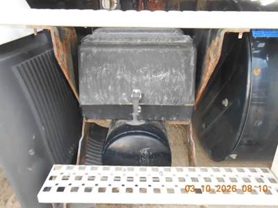 Volvo VNL Battery Box
