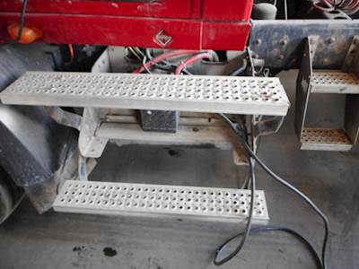 International ProStar Eagle Battery Box