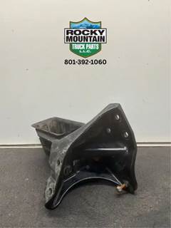 Freightliner Cascadia Bracket