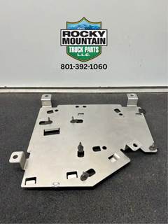 Freightliner Cascadia Bracket