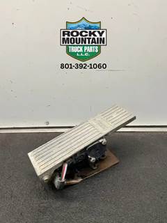 Used 2005 Peterbilt 379 Throttle Accelerator Pedal, Part # D21-6002