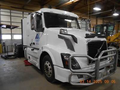 Volvo VN Bumper Guard