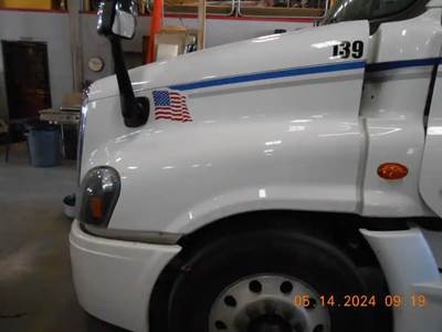 Freightliner Cascadia Front Bumper