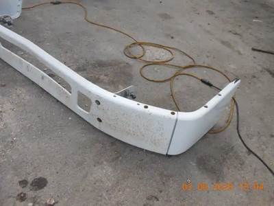 Volvo VNL Front Bumper