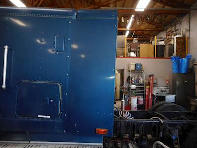 Freightliner FLD Cab Fairing