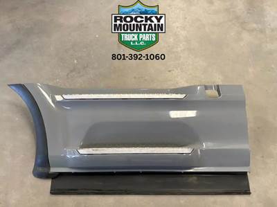 Peterbilt 579 Left Cab Fairing
