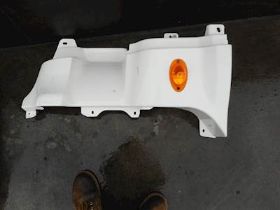 Freightliner Cascadia Cowl