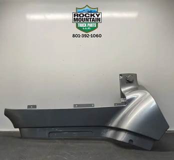 Peterbilt 387 Cowl