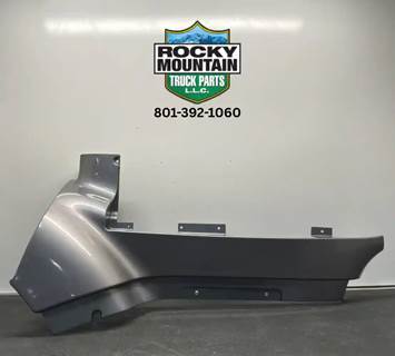 Peterbilt 387 Cowl