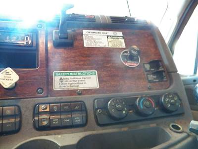 Freightliner Cascadia 125 Dashboard Assembly for a 2011 Freightliner Cascadia