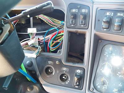 Kenworth T2000 Dashboard Assembly