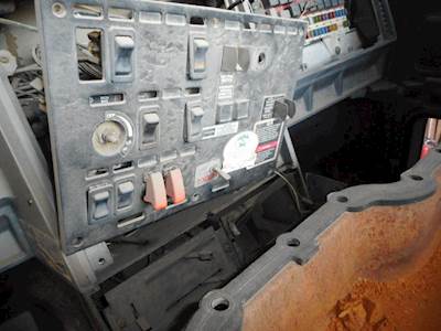 Mack CH613 Dashboard Assembly for a 1997 Mack CH 613