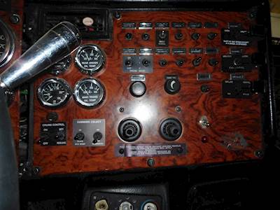 Peterbilt 379 Dashboard Assembly