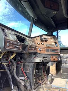 Freightliner FLD120 Dashboard Assembly