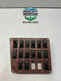 International 9300 Dashboard Assembly