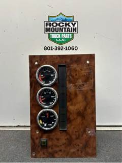 International 9400i Dashboard Assembly