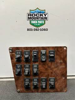 International 9400i Dashboard Assembly
